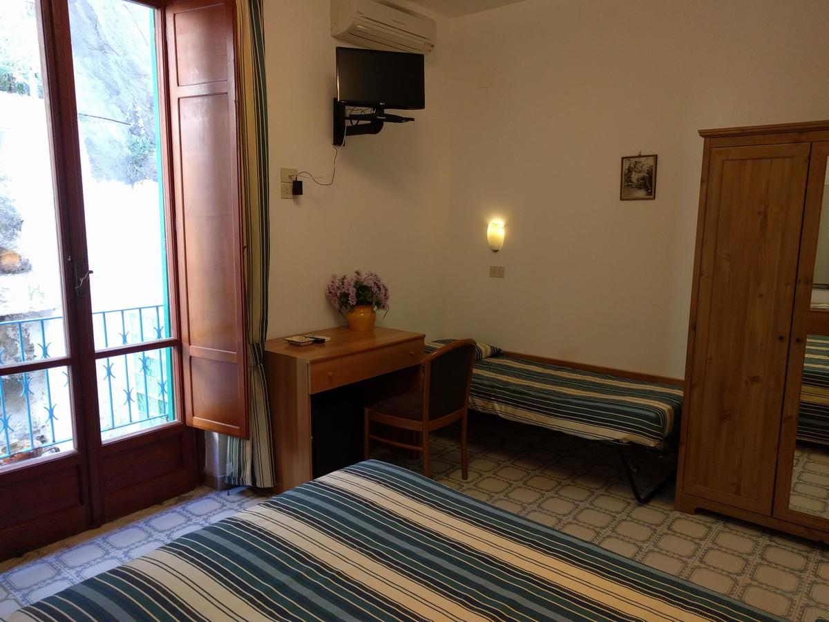 Hotel Conte - S. Angelo Bay Serrara Fontana ภายนอก รูปภาพ