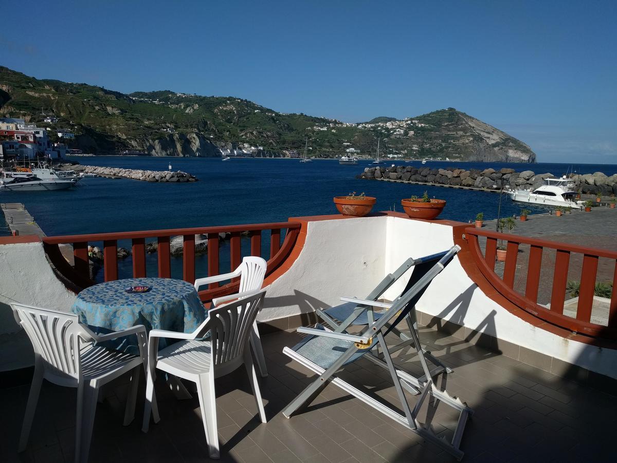 Hotel Conte - S. Angelo Bay Serrara Fontana ภายนอก รูปภาพ