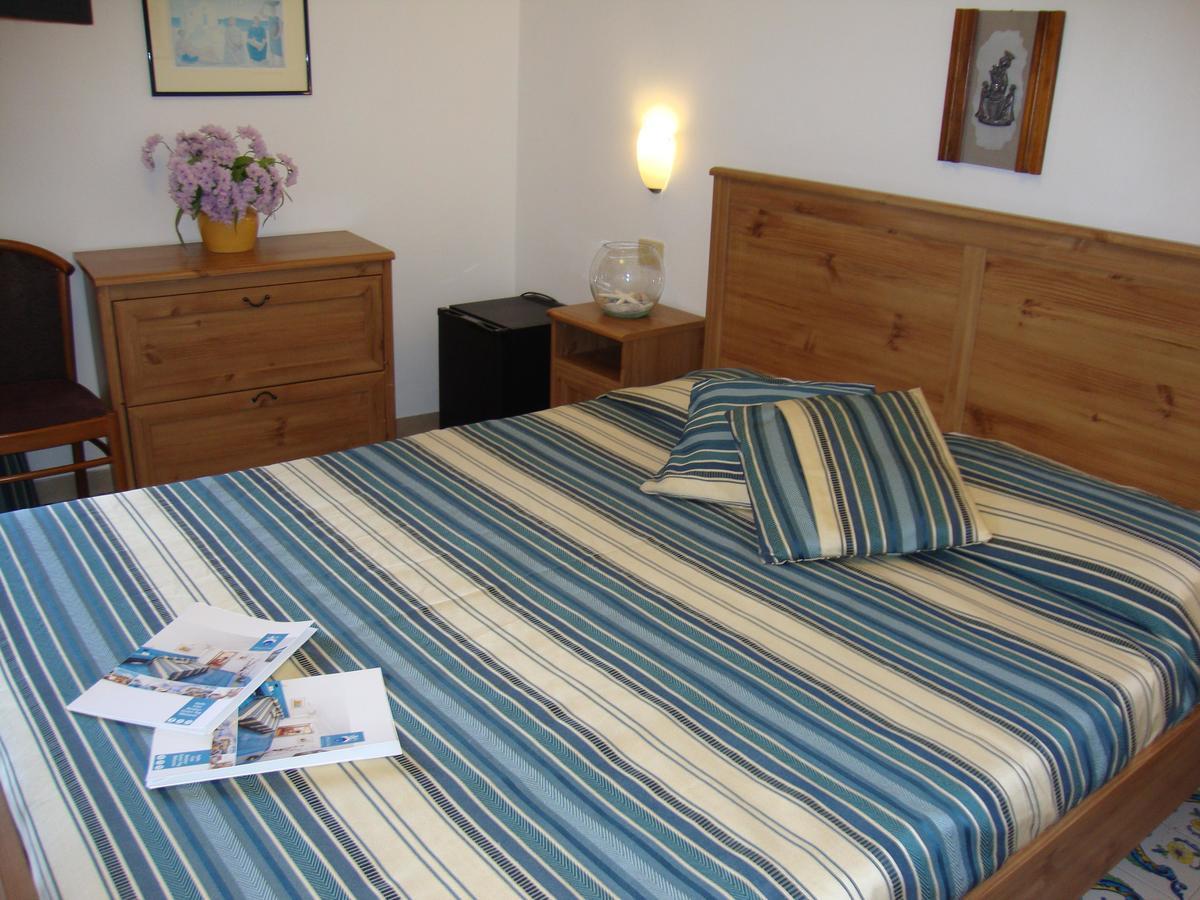 Hotel Conte - S. Angelo Bay Serrara Fontana ภายนอก รูปภาพ