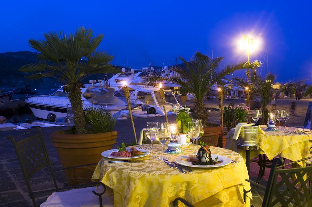 Hotel Conte - S. Angelo Bay Serrara Fontana ภายนอก รูปภาพ