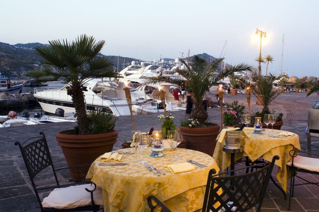 Hotel Conte - S. Angelo Bay Serrara Fontana ภายนอก รูปภาพ